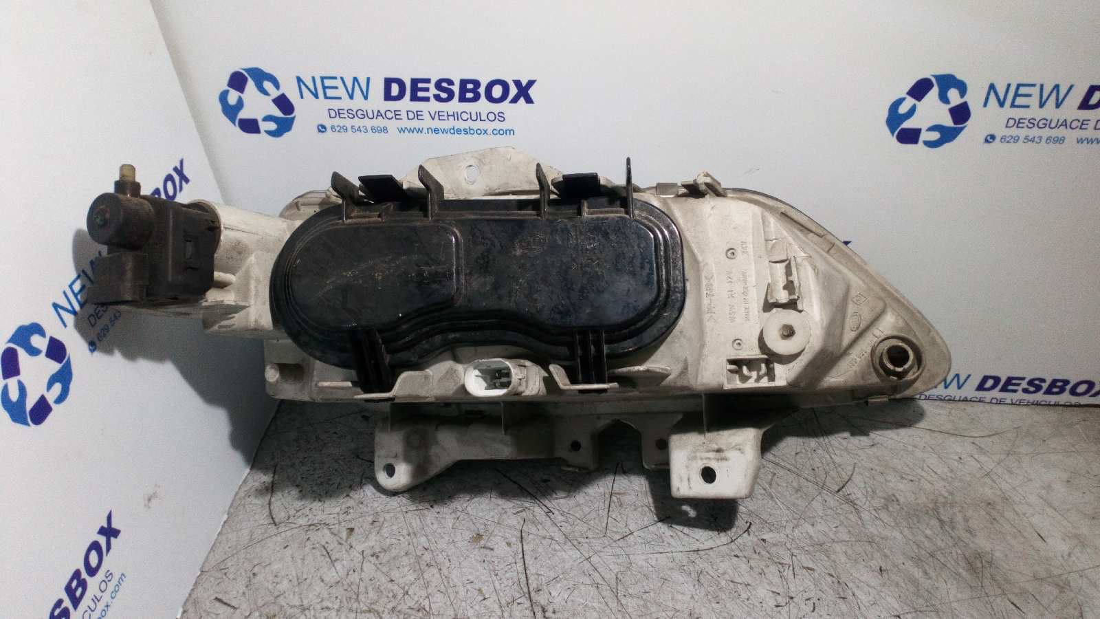 Recambio de FARO IZQUIERDO para RENAULT LAGUNA (B56) referencia OEM IAM 13996500 3