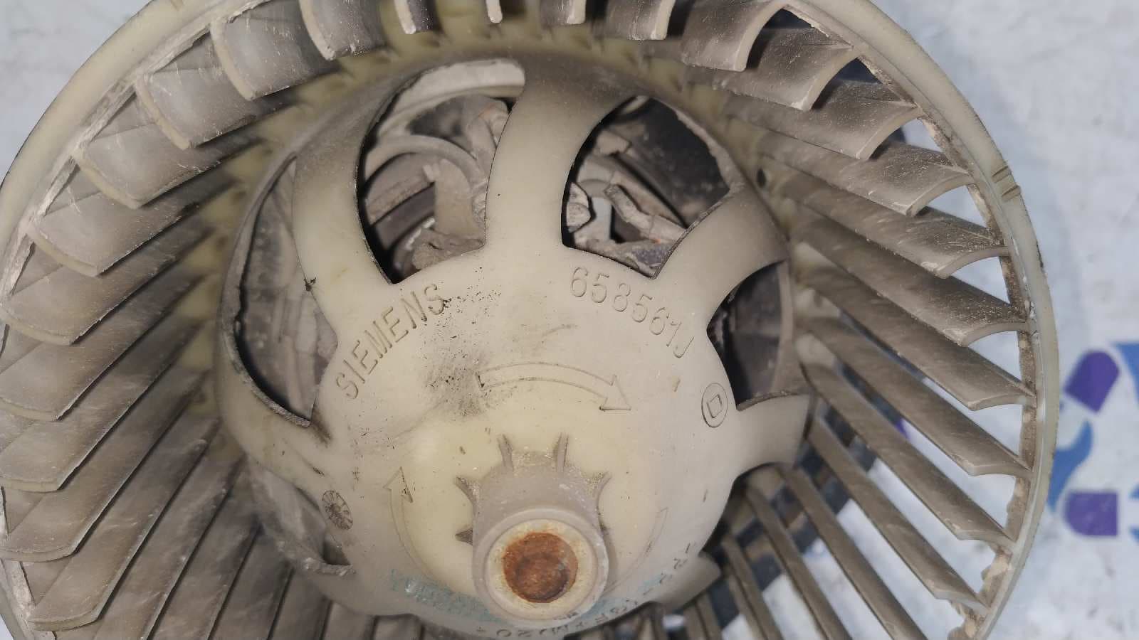 Recambio de VENTILADOR CALEFACCION para IVECO DAILY CAJA ABIERTA / VOLQUETE 2.3 Diesel CAT F1AE0481A*A referencia OEM IAM 570630200   - BLANCO 6