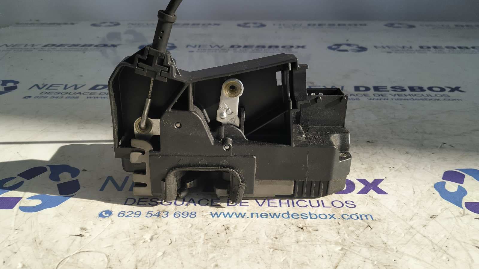 Recambio de CERRADURA PUERTA DELANTERA DERECHA para OPEL VIVARO FURGÓN/COMBI (07.2006 =>) 2.0 16V CDTI M9R E7 referencia OEM IAM 8200042171   - BLANCO 5