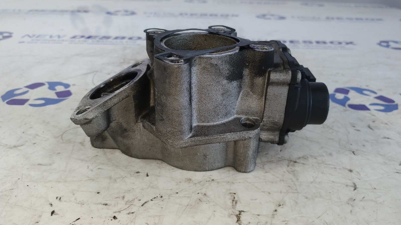 Recambio de VALVULA EGR para OPEL VIVARO FURGÓN/COMBI (07.2006 =>) 2.0 16V CDTI M9R E7 referencia OEM IAM 8200797706D   - BLANCO 2