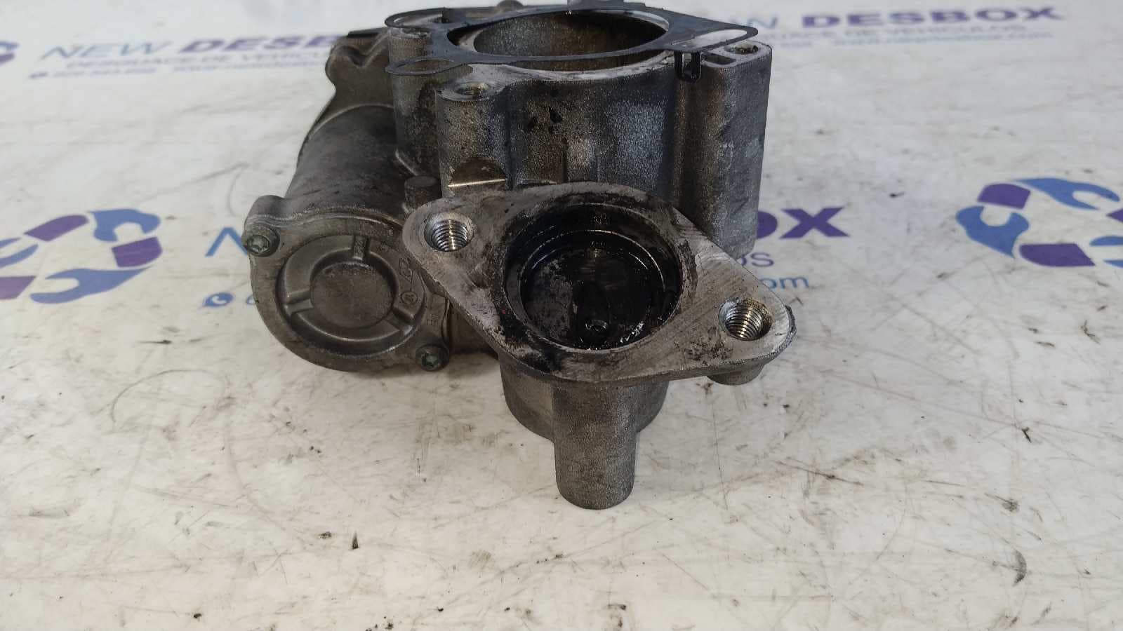 Recambio de VALVULA EGR para OPEL VIVARO FURGÓN/COMBI (07.2006 =>) 2.0 16V CDTI M9R E7 referencia OEM IAM 8200797706D   - BLANCO 8