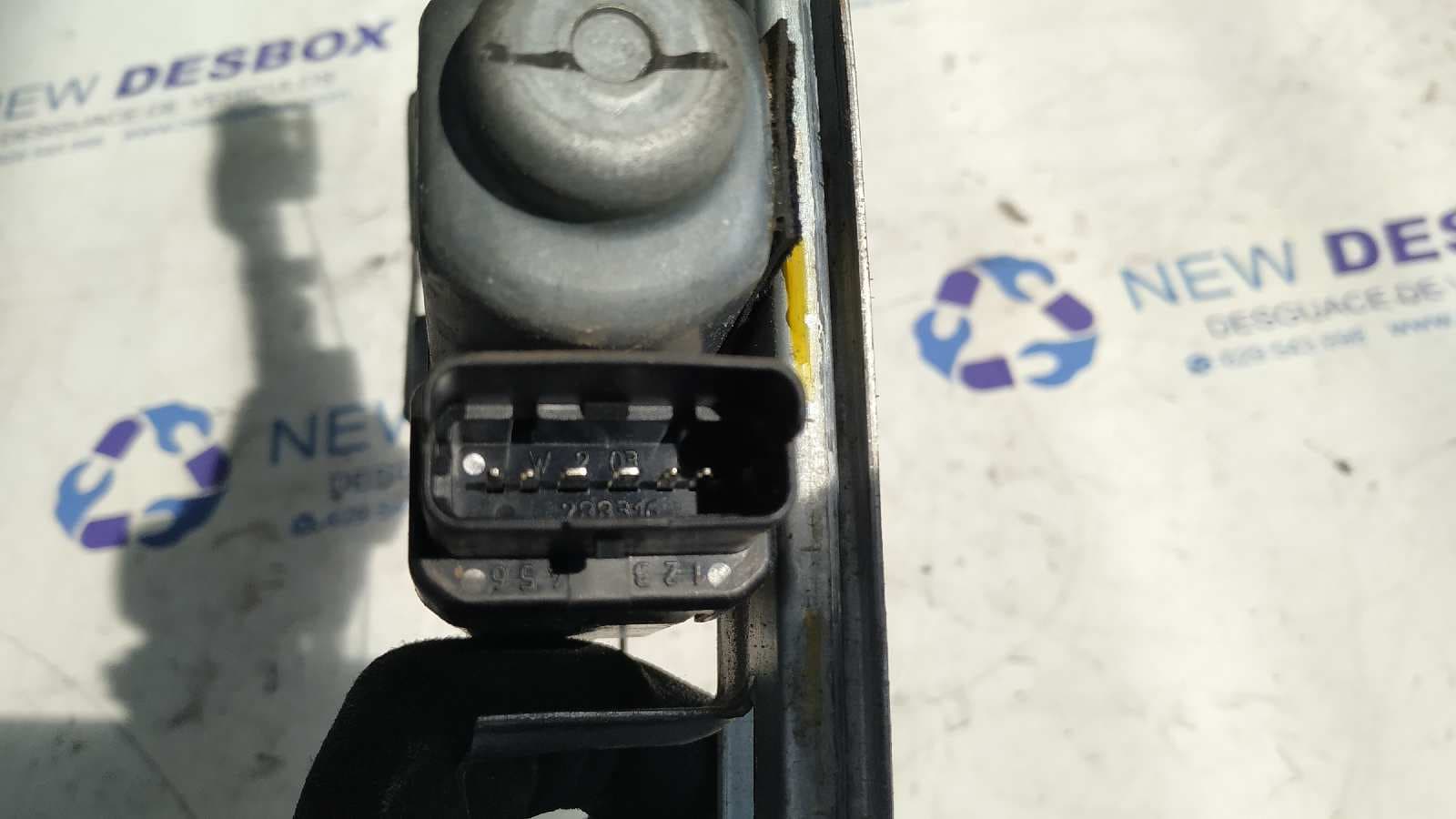 Recambio de ELEVALUNAS TRASERO DERECHO para RENAULT MEGANE II FAMILIAR Dynamique F9Q800 referencia OEM IAM 440726F   - PLATA 4