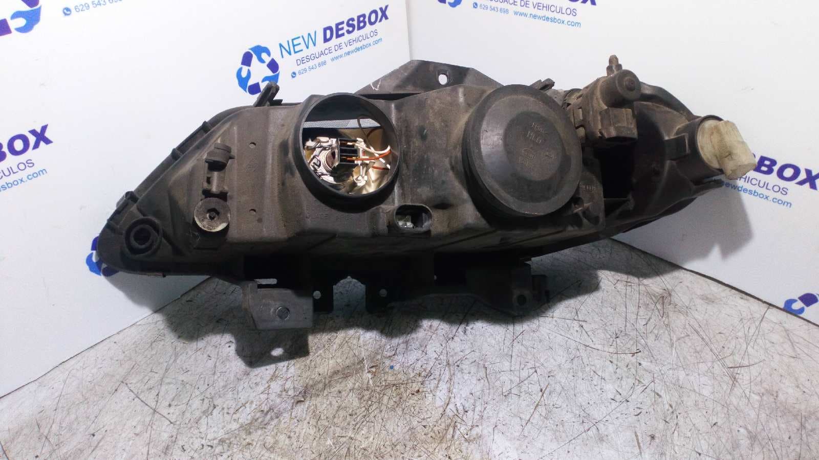 Recambio de FARO DERECHO para RENAULT LAGUNA (B56) 1.9 dTi F9Q referencia OEM IAM 4913512   - AZUL CLARO 2