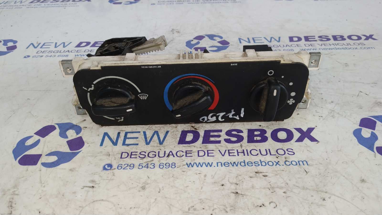 Recambio de MANDO CALEFACCION / AIRE ACONDICIONADO para FORD TRANSIT CAJA CERRADA, CORTA (FY) (2000 =>) FT  330   2.4 D3FA referencia OEM IAM YC1H18K391AB   - BLANCO