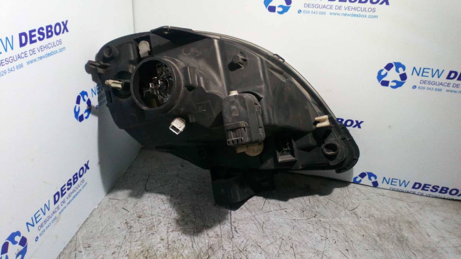 Recambio de FARO IZQUIERDO para RENAULT KANGOO (F/KC0) 1.5 dCi Diesel K9K700 referencia OEM IAM 088467   - BLANCO 2