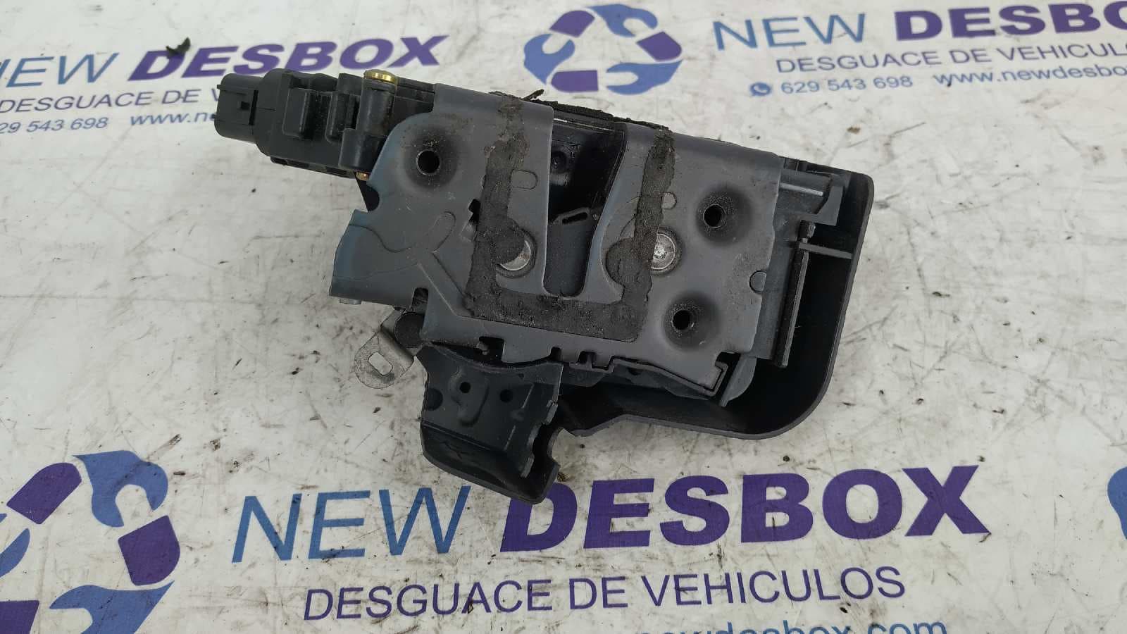 Recambio de CERRADURA PUERTA DELANTERA DERECHA para FORD FOCUS C-MAX (CAP) referencia OEM IAM 3M5AR21812AK 2