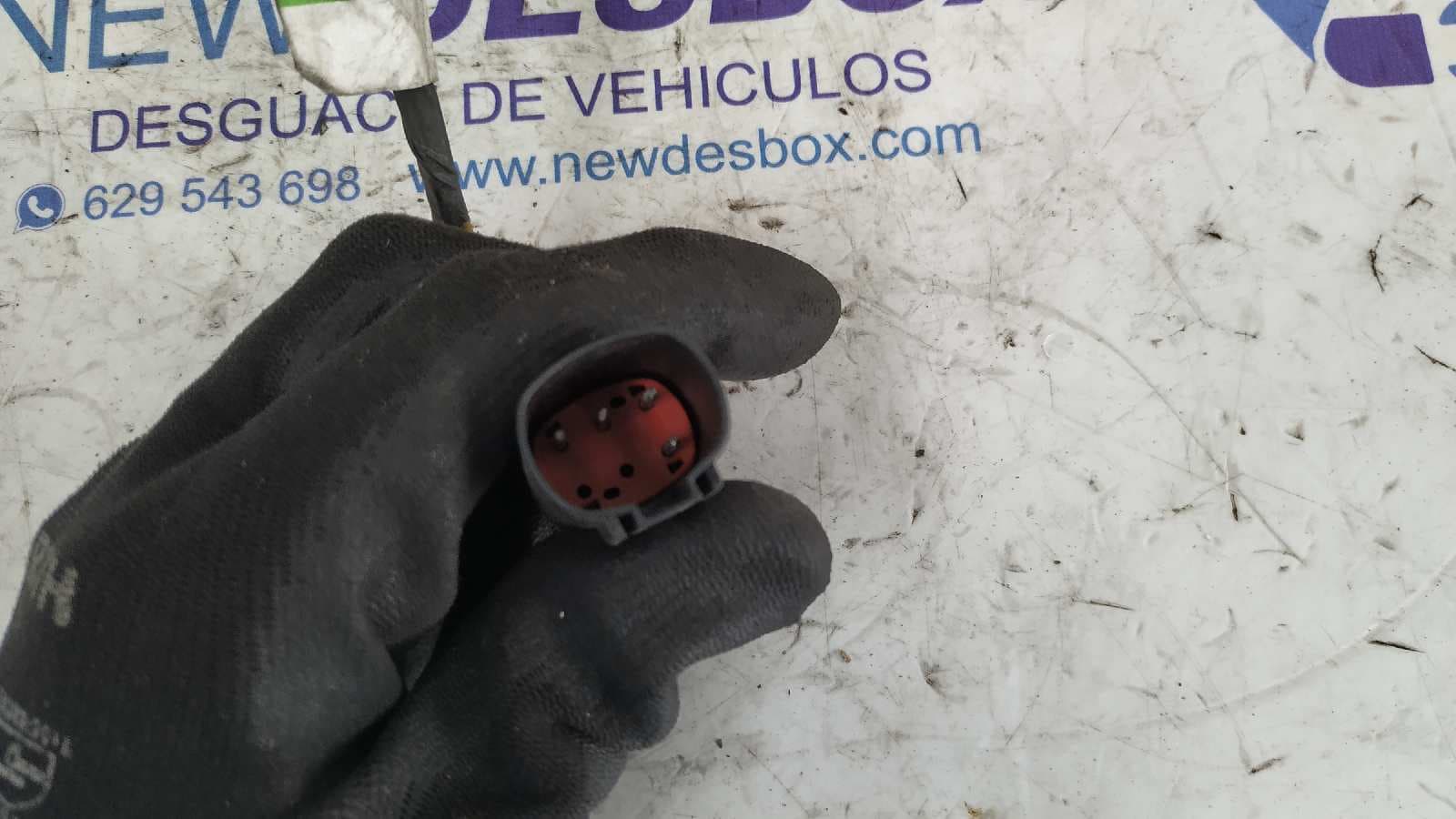 Recambio de CERRADURA PUERTA DELANTERA DERECHA para FORD ESCORT BERL./TURNIER Atlanta Berlina RFD referencia OEM IAM    - ROJO GRANATE 2