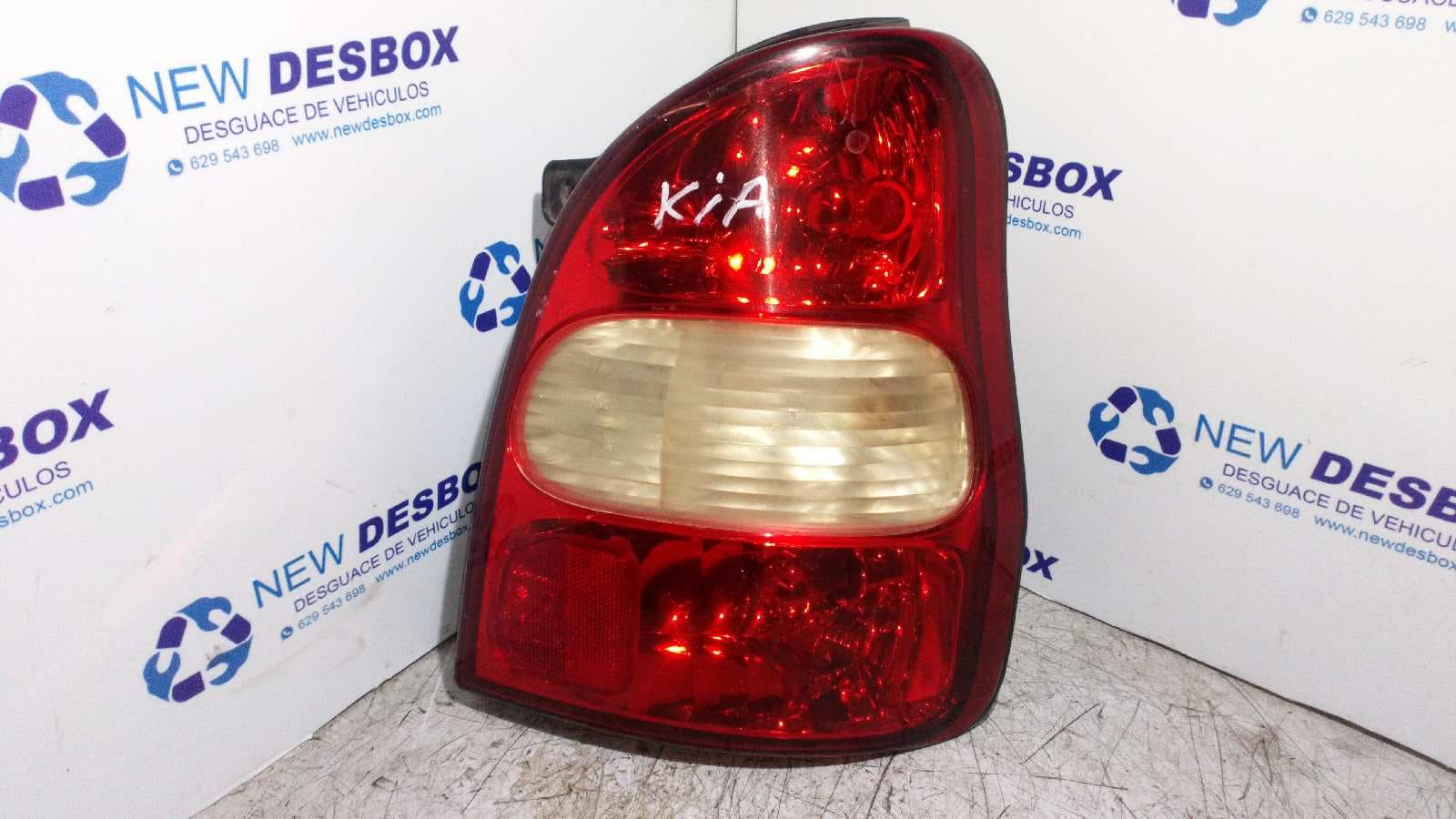 Recambio de PILOTO TRASERO DERECHO para KIA CARNIVAL 2.9 referencia OEM IAM 0K55251140