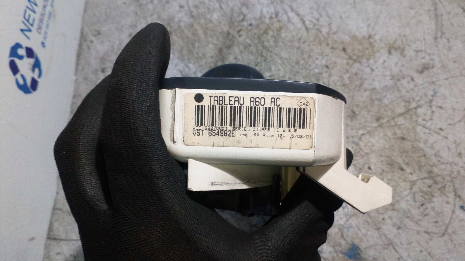Recambio de MANDO CALEFACCION / AIRE ACONDICIONADO para RENAULT CLIO II FASE I (B/CBO) 1.2 D4F referencia OEM IAM 654982E    - GRANATE 2