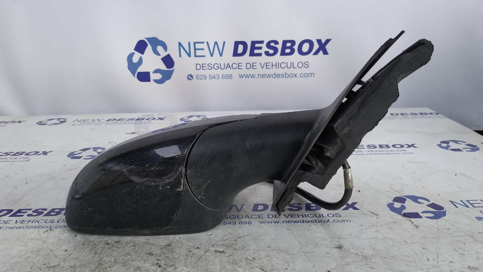 Recambio de RETROVISOR DERECHO para SEAT CORDOBA BERLINA (6L2) 1.9 TDI AXR referencia OEM IAM    - NEGRO 2