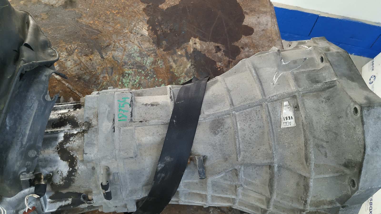Recambio de CAJA CAMBIOS para NISSAN PICK-UP (D22) YD25DDTI referencia OEM IAM VK511   - GRIS PLATA 4
