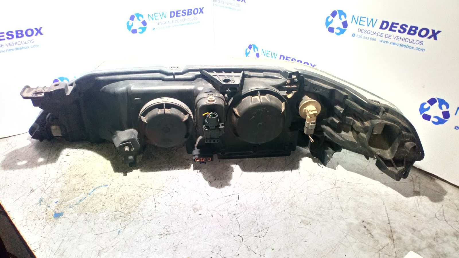 Recambio de FARO DERECHO para RENAULT LAGUNA II (BG0) 1.6 K4M710 referencia OEM IAM 89004686   - GRIS 2