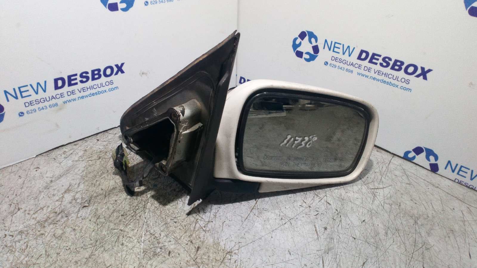 Recambio de RETROVISOR DERECHO para KIA SEPHIA GTX B5 referencia OEM IAM 46R011205   - ROJO