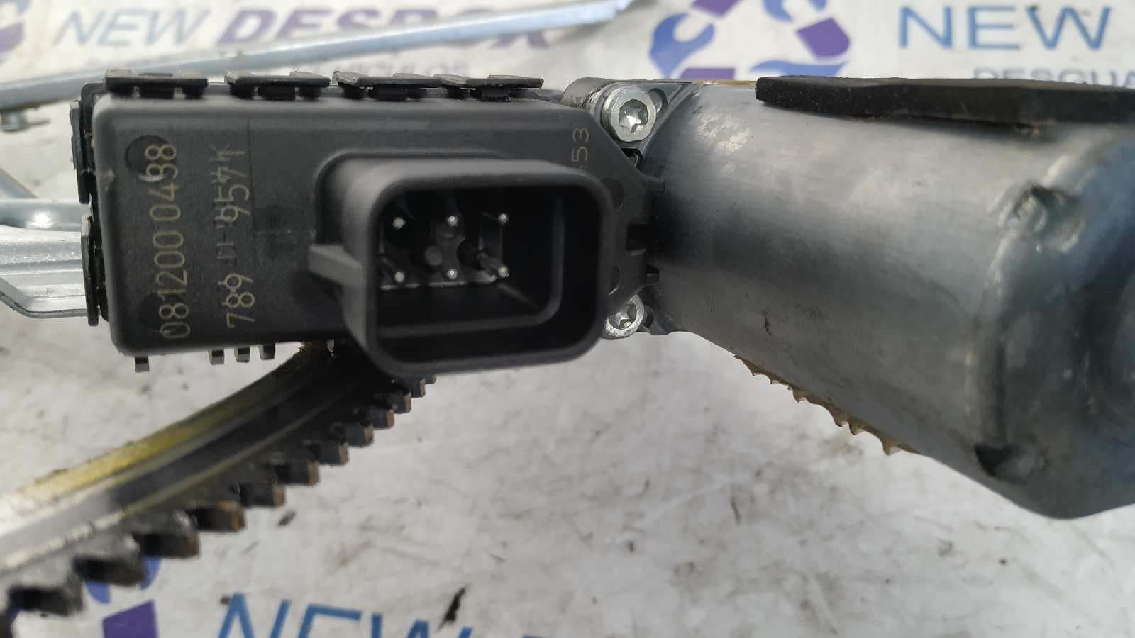 Recambio de ELEVALUNAS DELANTERO IZQUIERDO para OPEL ZAFIRA B Cosmo Z19DT referencia OEM IAM 13132434   - NEGRO 4