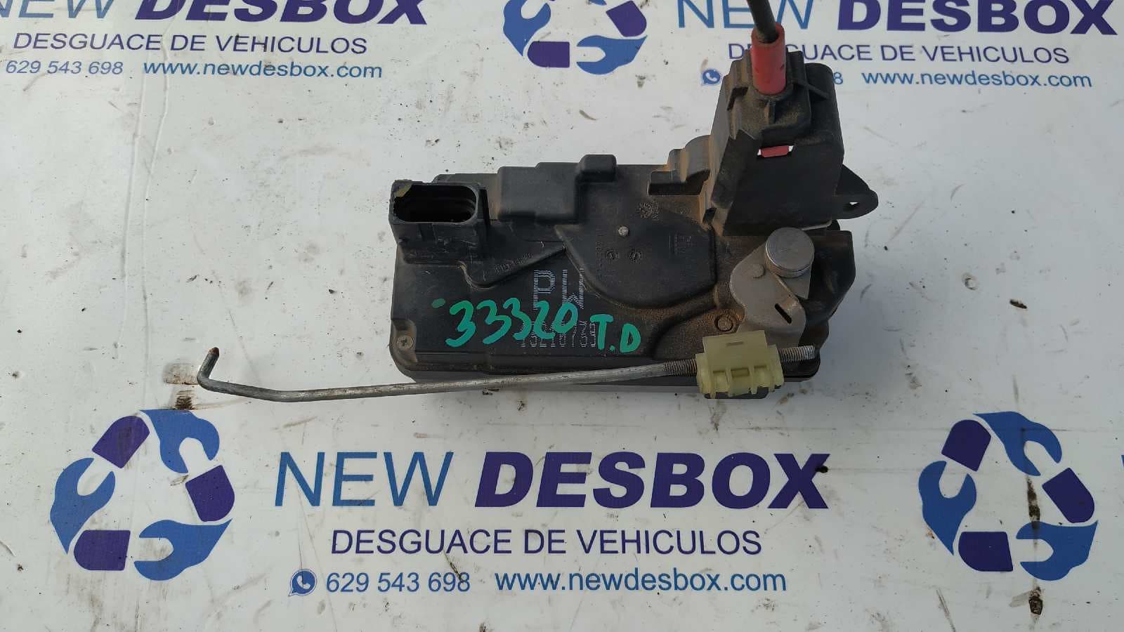 Recambio de CERRADURA PUERTA TRASERA DERECHA para OPEL ZAFIRA B Cosmo Z19DT referencia OEM IAM 13210739   - NEGRO