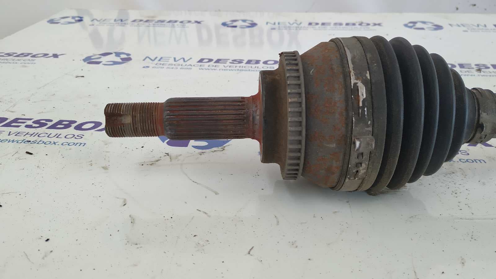 Recambio de TRANSMISION DELANTERA DERECHA para TOYOTA AVENSIS CROSS SPORT (T27) 2.0 D-4D CAT 1ADFTV referencia OEM IAM    - PLATA 4