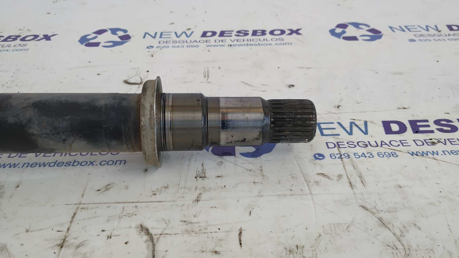 Recambio de TRANSMISION DELANTERA DERECHA para TOYOTA AVENSIS CROSS SPORT (T27) 2.0 D-4D CAT 1ADFTV referencia OEM IAM    - PLATA 2
