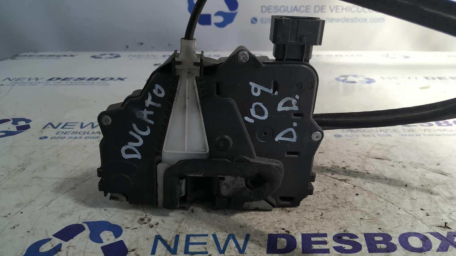 Recambio de CERRADURA PUERTA DELANTERA DERECHA para FIAT DUCATO CAJA ABEIRTA 33 (06.2006 =>) referencia OEM IAM 1350147080 2