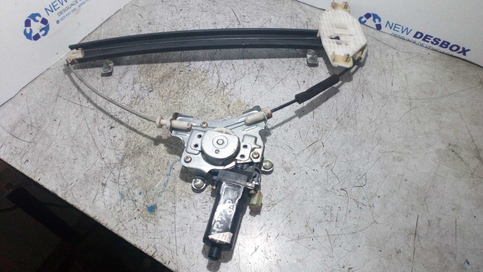 Recambio de ELEVALUNAS DELANTERO DERECHO para HYUNDAI ACCENT (MC) 1.4 CAT G4EE referencia OEM IAM    - AZUL 2