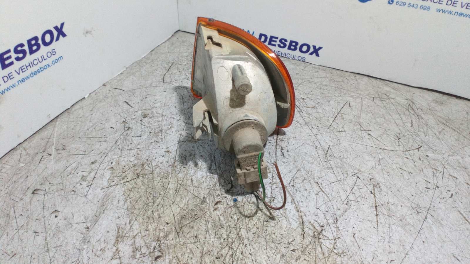 Recambio de PILOTO DELANTERO DERECHO para VOLKSWAGEN CADDY KA/KB (9K9) Familiar AYQ referencia OEM IAM 6K5953050B   - BLANCO 2