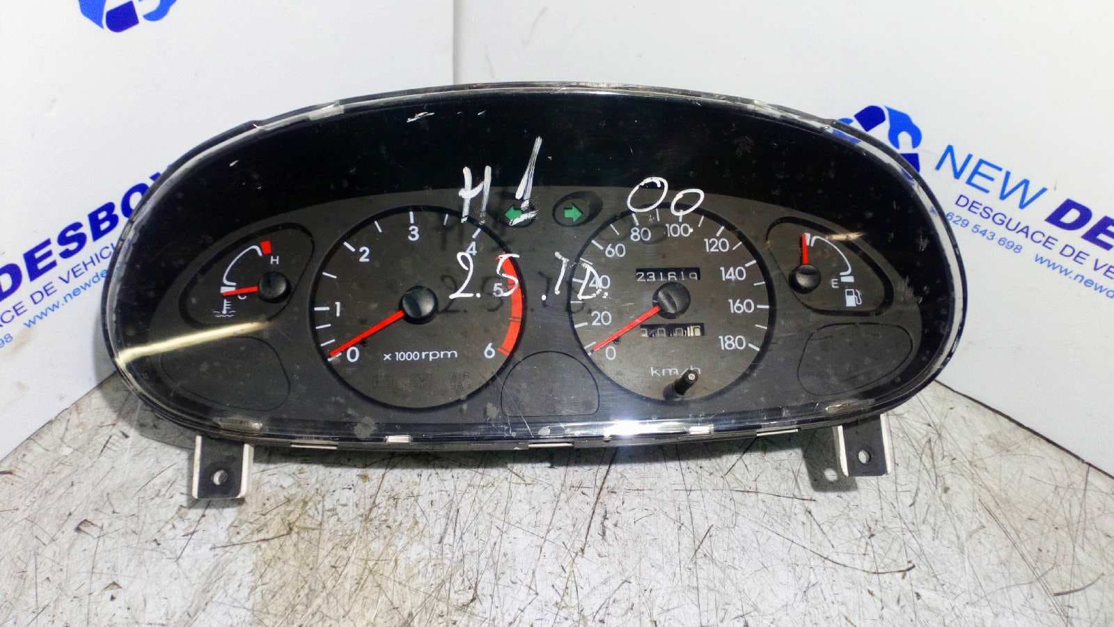 Recambio de CUADRO INSTRUMENTOS para HYUNDAI H 1 referencia OEM IAM 9400140220L368B27