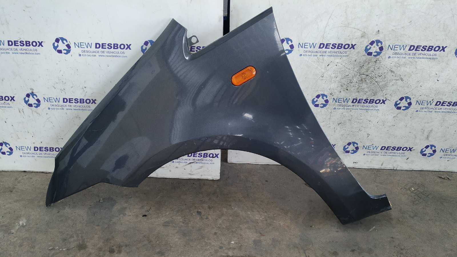 Recambio de ALETA DELANTERA IZQUIERDA para FORD FOCUS C-MAX (CAP) 1.6 TDCi CAT G8DA referencia OEM IAM    - GRIS