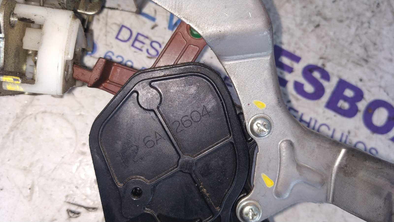 Recambio de CERRADURA PUERTA TRASERA IZQUIERDA para PEUGEOT 107 1.0 CAT (384F) 1KR384F referencia OEM IAM 126A2604   - ROJO 5