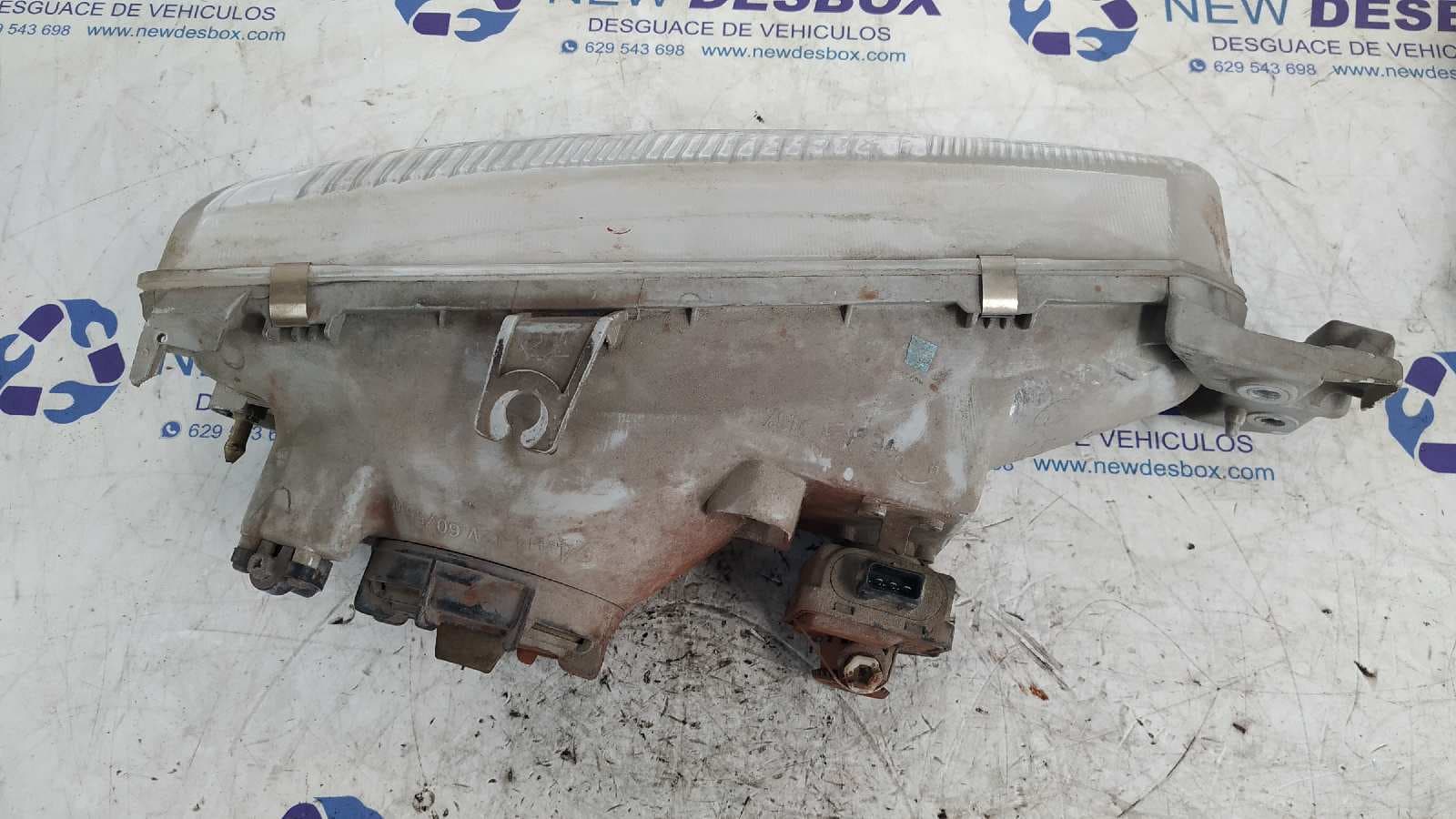 Recambio de FARO IZQUIERDO para KIA SEPHIA GTX B5 referencia OEM IAM 0K24J 51020L   - ROJO 2