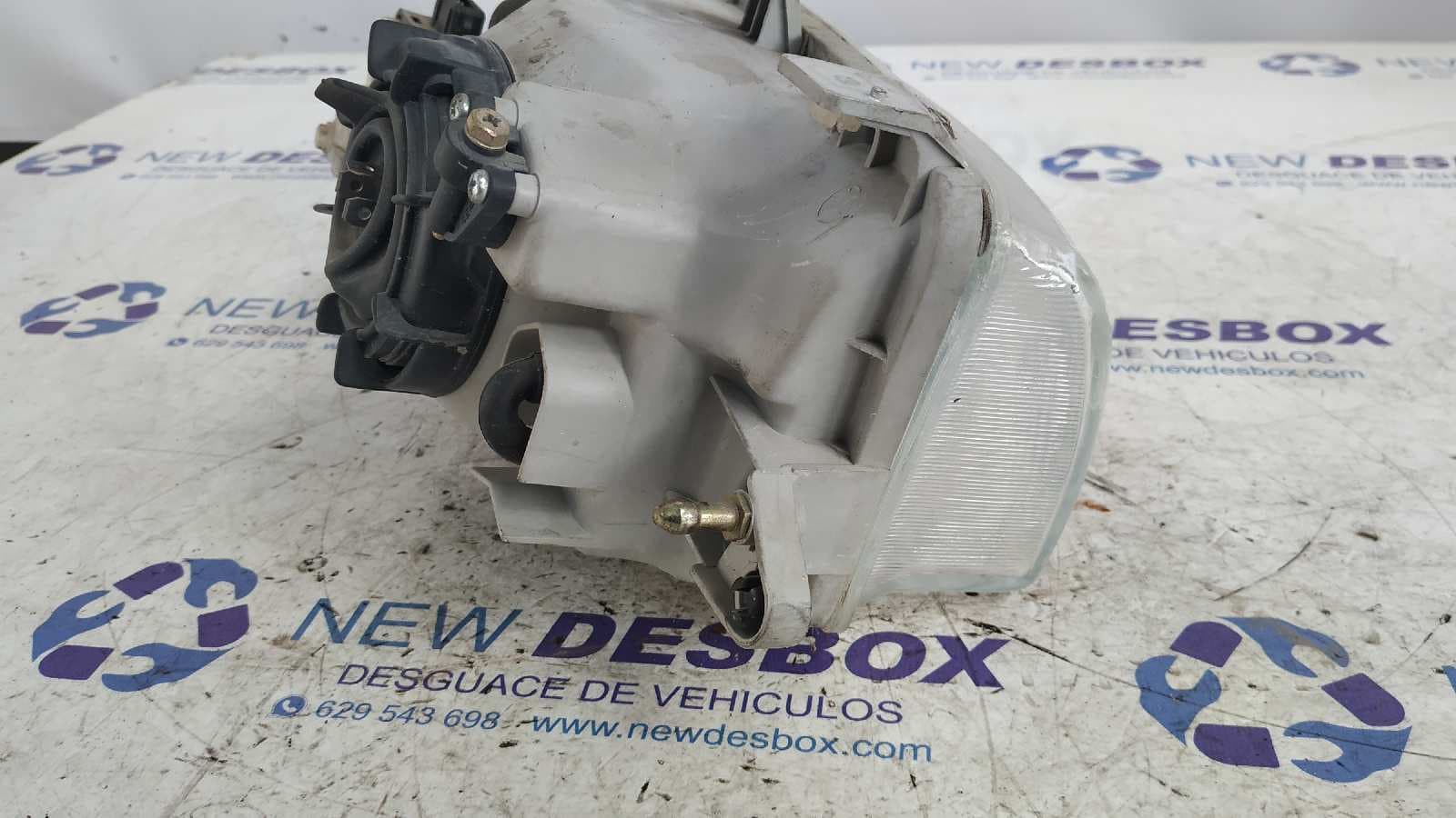 Recambio de FARO DERECHO para KIA SEPHIA GTX B5 referencia OEM IAM 0K24J 51020R   - ROJO 7