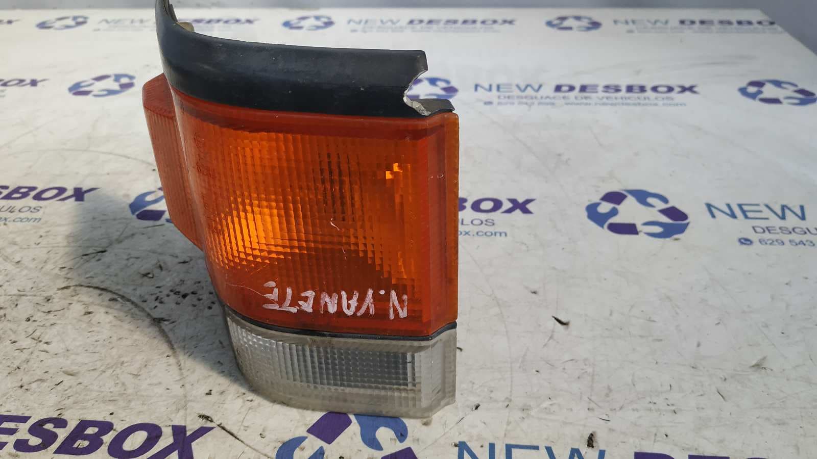 Recambio de PILOTO DELANTERO DERECHO para NISSAN VANETTE (C 220) referencia OEM IAM IKI 3211 2