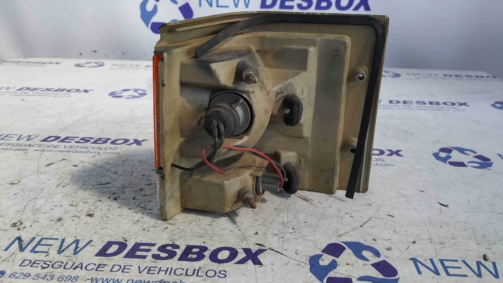 Recambio de PILOTO DELANTERO DERECHO para NISSAN VANETTE (C 220) referencia OEM IAM IKI 3211 3