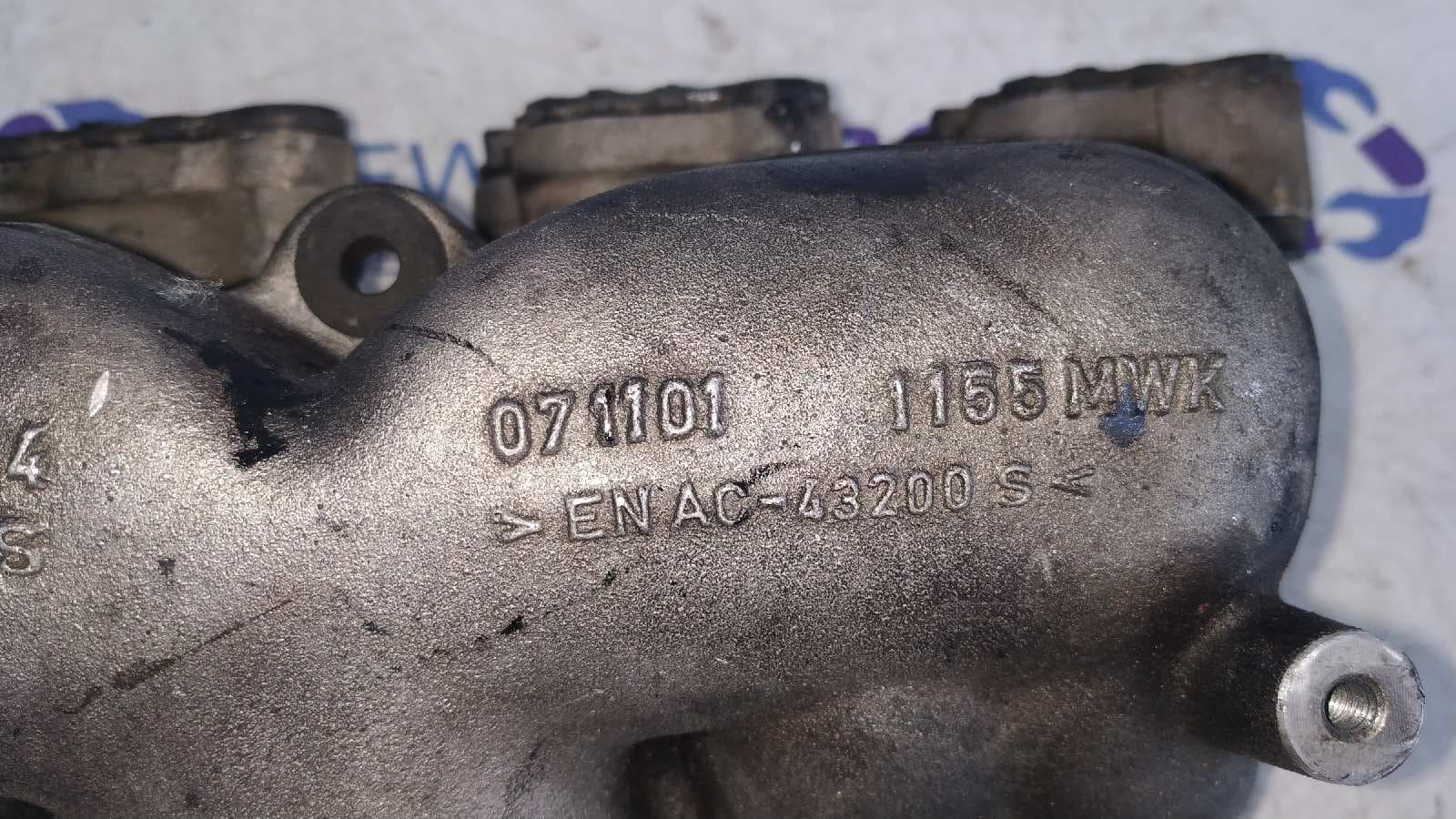 Recambio de COLECTOR ADMISION para VOLKSWAGEN TOUAREG (7LA) BAC referencia OEM IAM 070129713H   - NEGRO 4