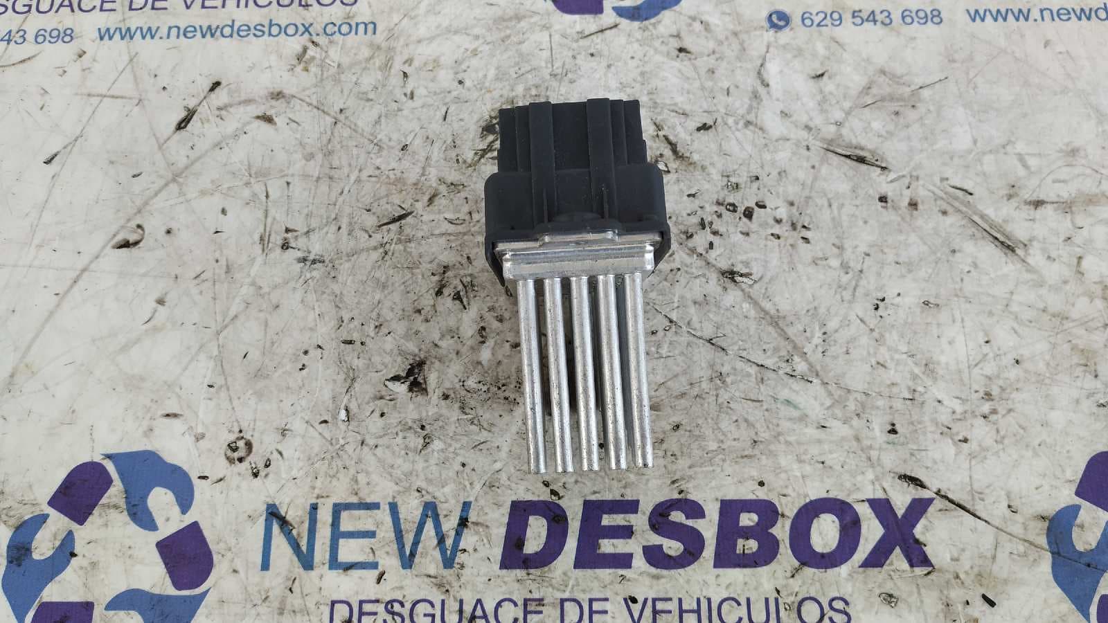 Recambio de RESISTENCIA CALEFACCION para AUDI A6 AVANT (4B5) 2.5 V6 24V TDI AFB referencia OEM IAM 4B0820521   - PLATA 5