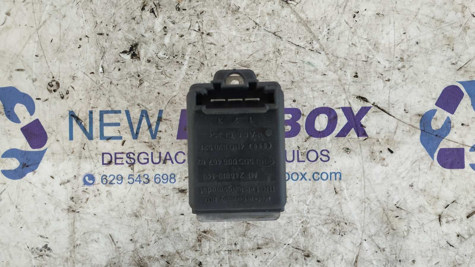 Recambio de RESISTENCIA CALEFACCION para AUDI A6 AVANT (4B5) 2.5 V6 24V TDI AFB referencia OEM IAM 4B0820521   - PLATA 2