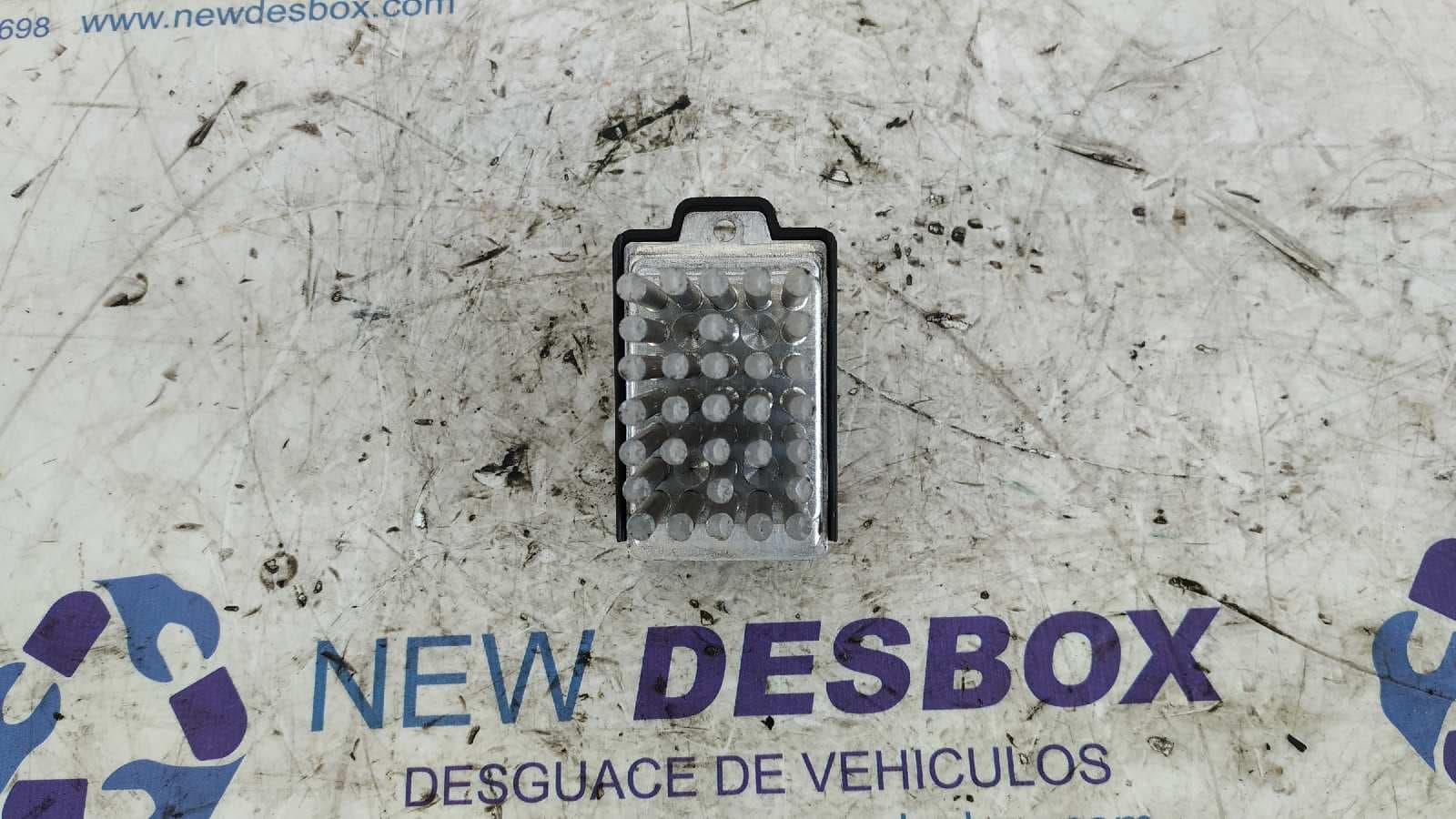 Recambio de RESISTENCIA CALEFACCION para AUDI A6 AVANT (4B5) 2.5 V6 24V TDI AFB referencia OEM IAM 4B0820521   - PLATA 3