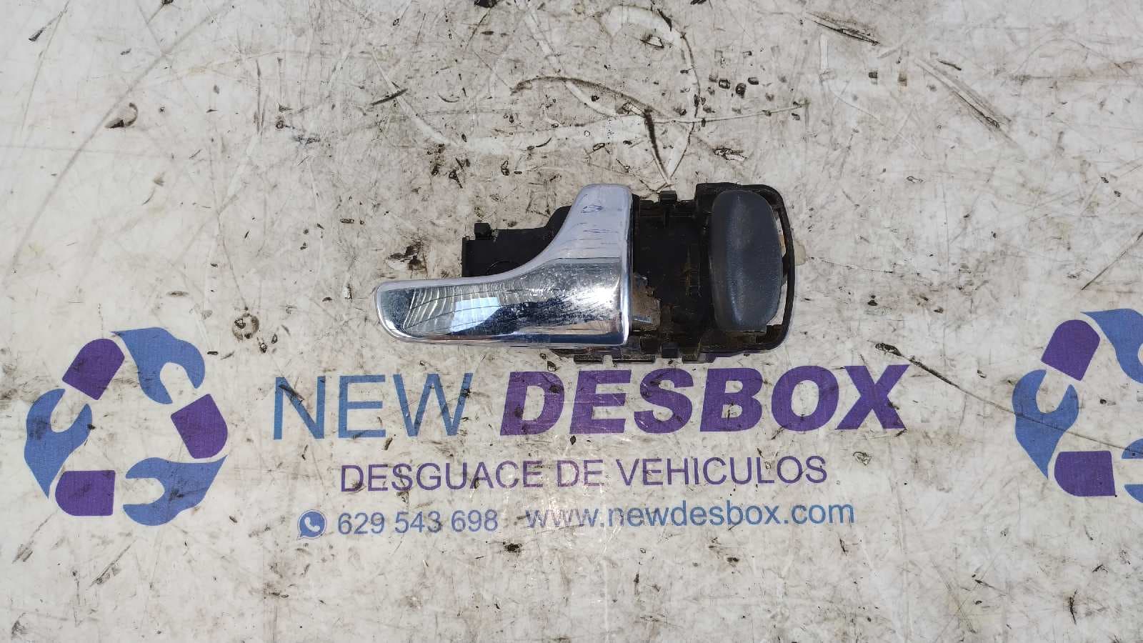 Recambio de MANETA INTERIOR DELANTERA DERECHA para NISSAN TERRANO/TERRANO.II (R20) referencia OEM IAM