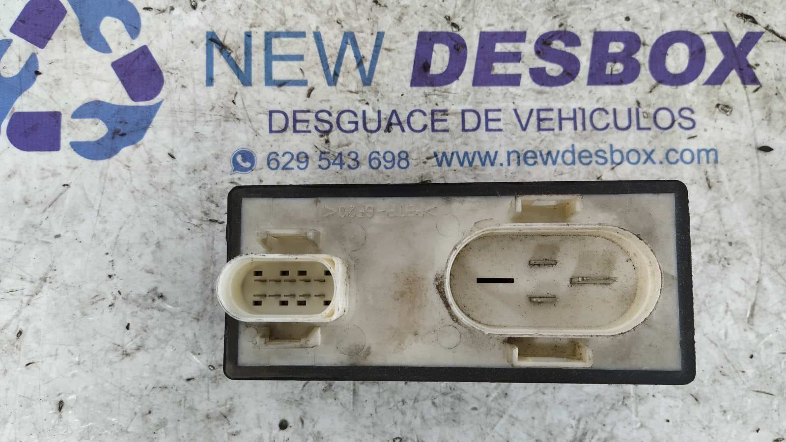 Recambio de CAJA PRECALENTAMIENTO para VOLKSWAGEN PASSAT BERLINA (3A2) 1Z referencia OEM IAM 357919506A 2