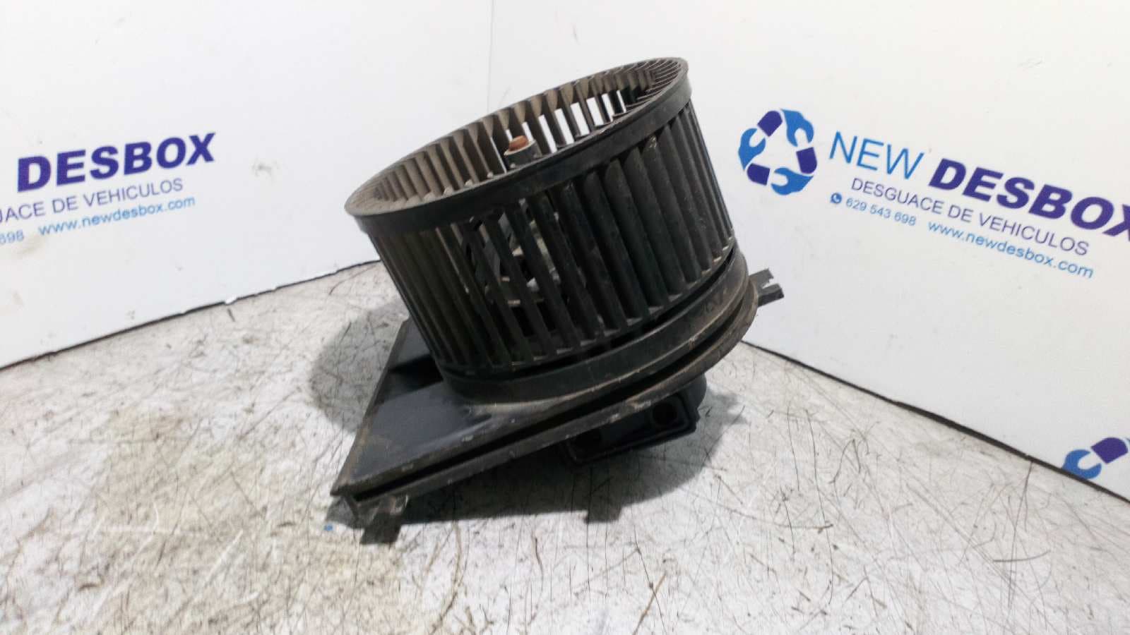 Recambio de MOTOR CALEFACCION para AUDI A3 (8L) 1.9 TDI AGR referencia OEM IAM 1J1819021   - PLATA