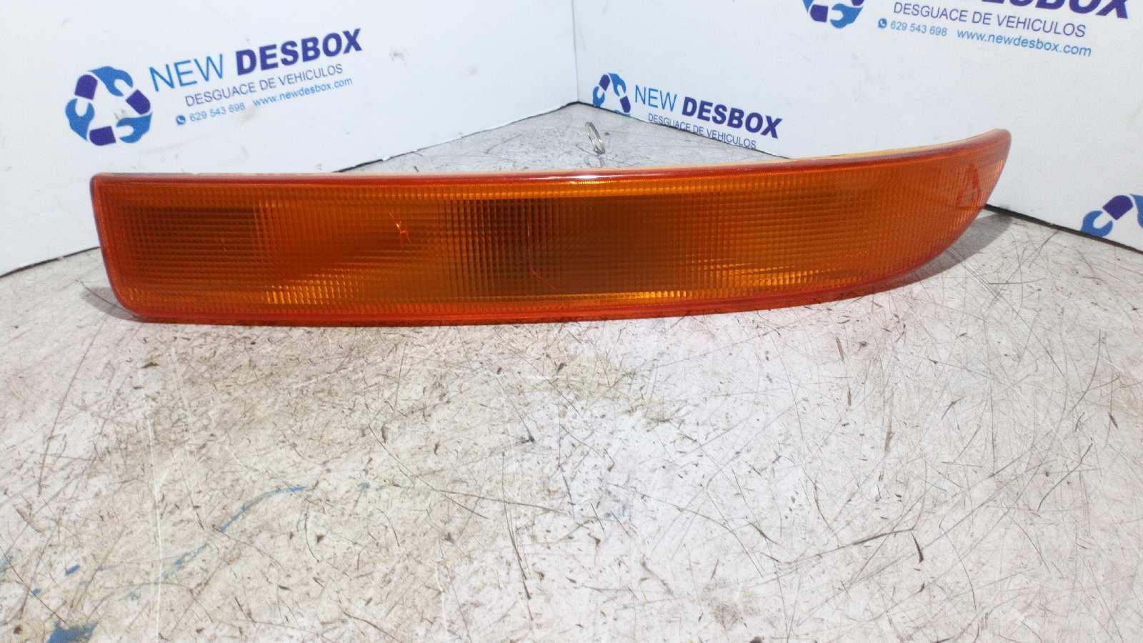 Recambio de PILOTO DELANTERO IZQUIERDO para RENAULT MASTER COMBI referencia OEM IAM 7700352107