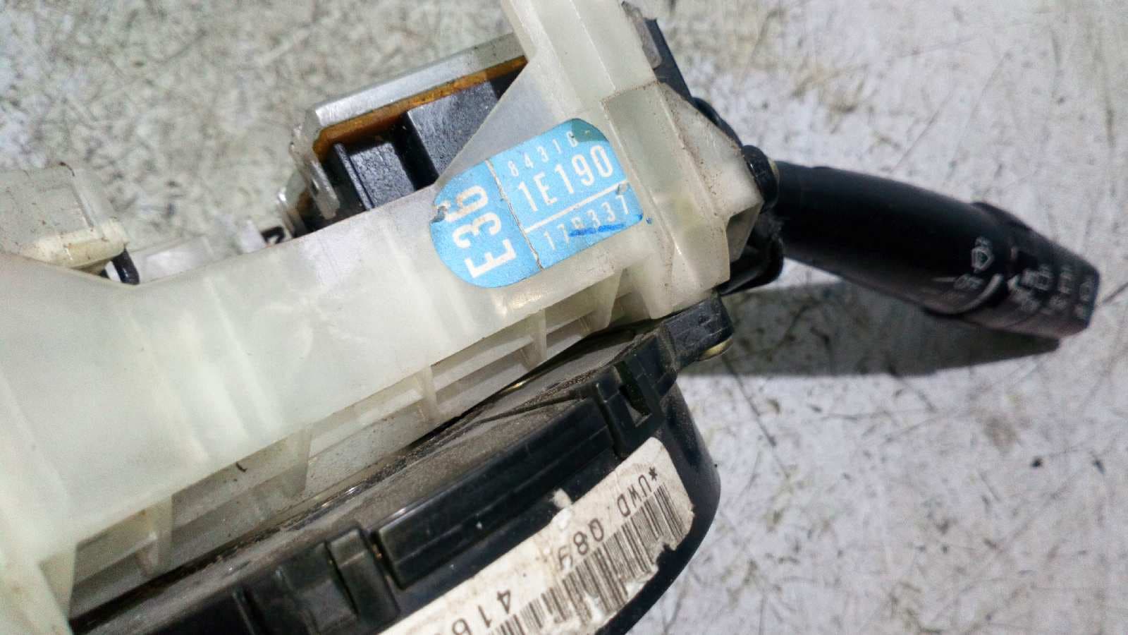 Recambio de MANDO MULTIFUNCION para TOYOTA COROLLA (E11) referencia OEM IAM 84310 9