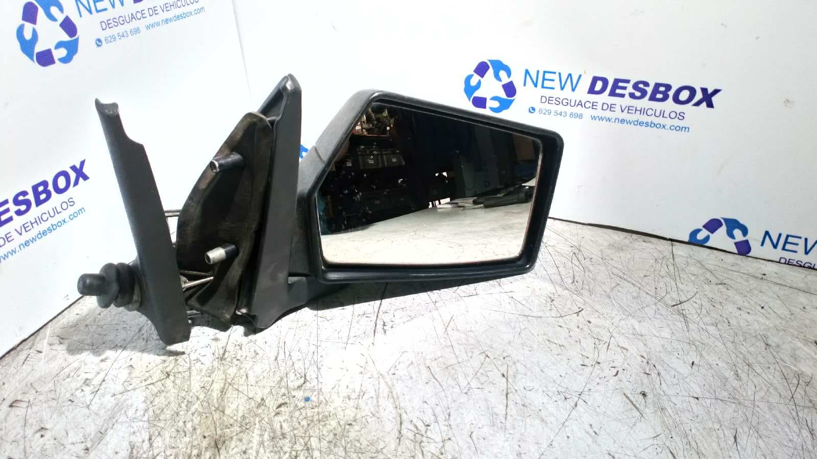 Recambio de RETROVISOR DERECHO para SKODA FAVORIT (781) referencia OEM IAM 1011236