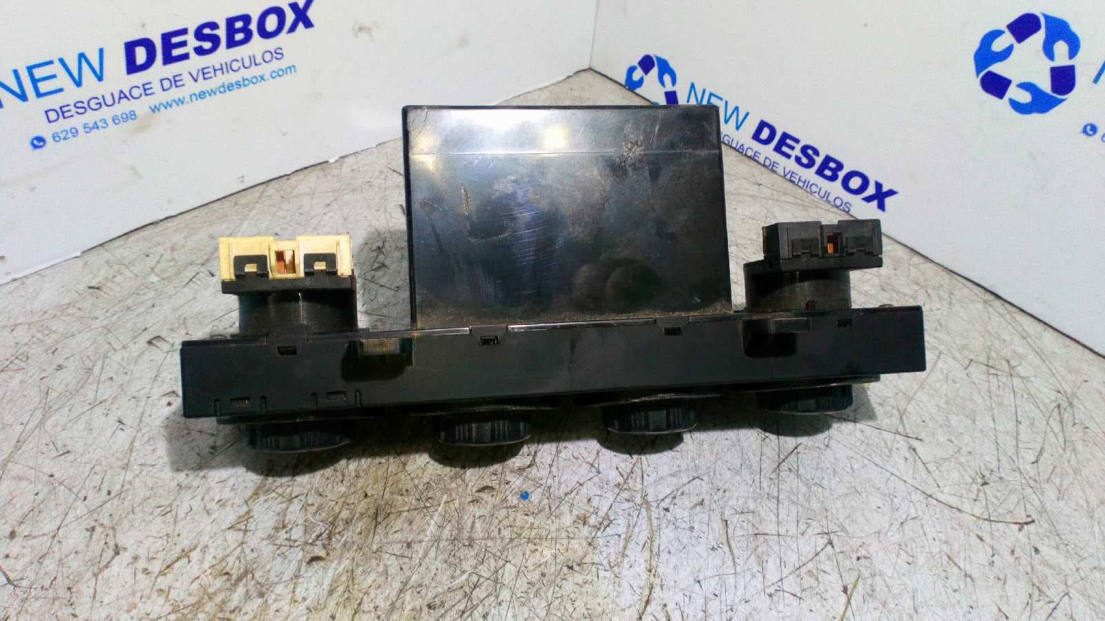 Recambio de MANDO CALEFACCION / AIRE ACONDICIONADO para KIA CARNIVAL II 2.9 CRDi CAT J3 referencia OEM IAM OK53C61190   - VAINILLA 6
