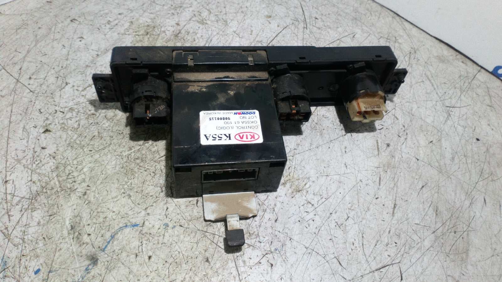 Recambio de MANDO CALEFACCION / AIRE ACONDICIONADO para KIA CARNIVAL 2.9 referencia OEM IAM 90800115 3