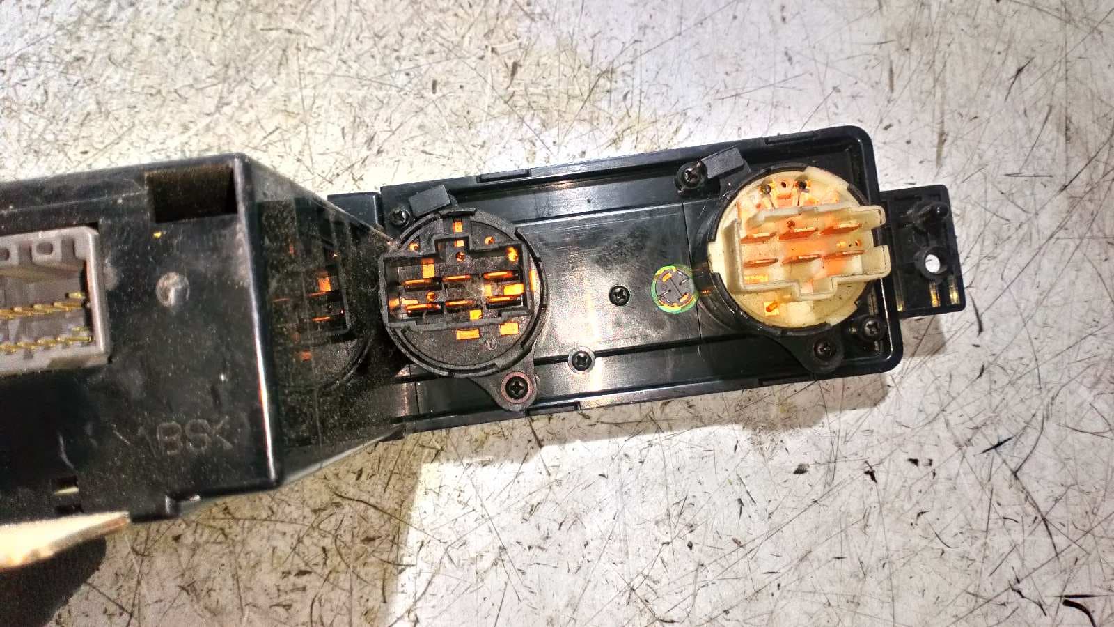 Recambio de MANDO CALEFACCION / AIRE ACONDICIONADO para KIA CARNIVAL 2.9 referencia OEM IAM 90800115 6