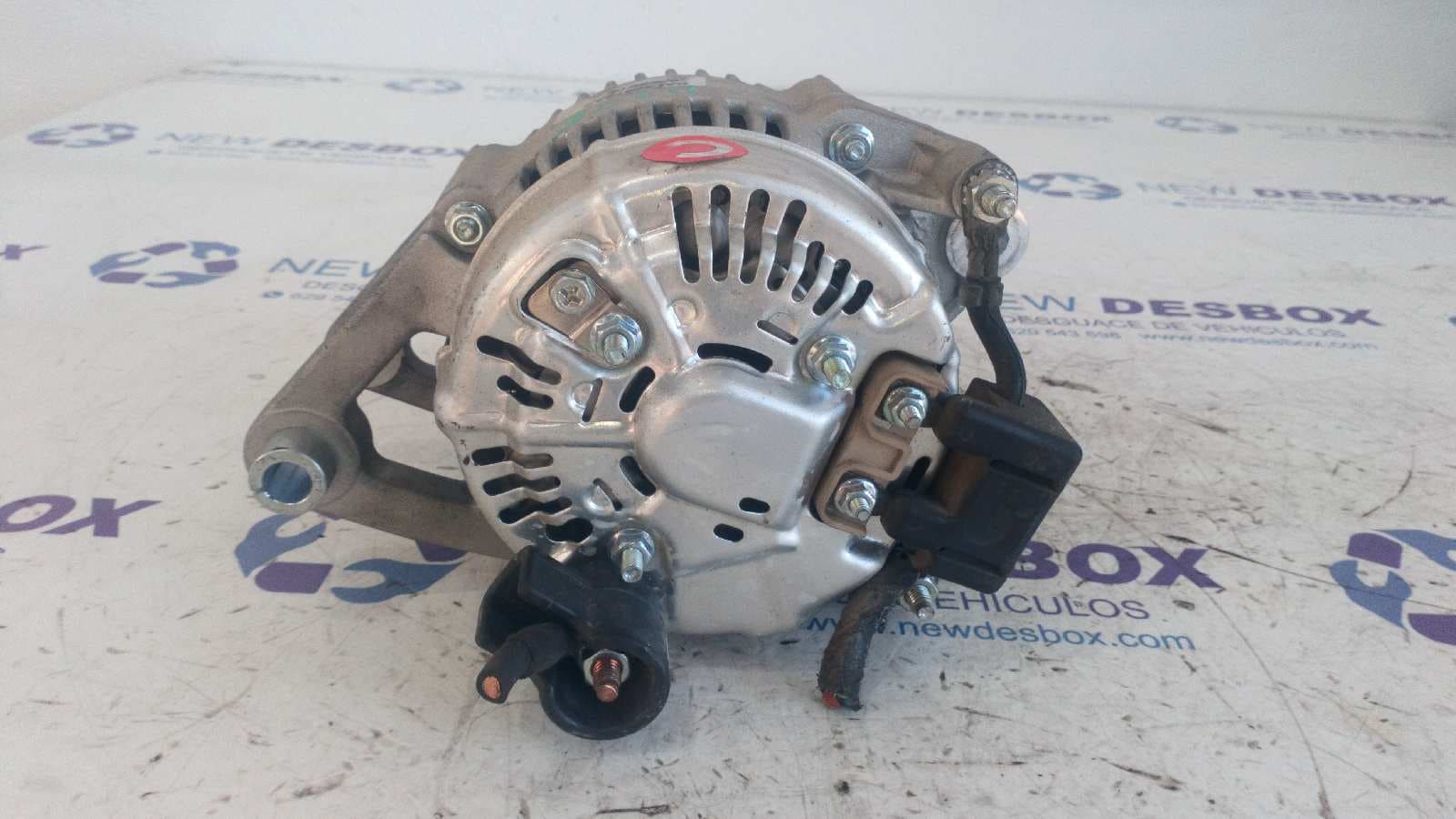 Recambio de ALTERNADOR para CHRYSLER JEEP CHEROKEE (XJ) 2.5 CAT P00 referencia OEM IAM CAL40272AS   - NEGRO 2