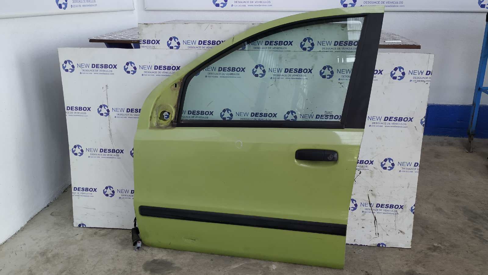 Recambio de PUERTA DELANTERA IZQUIERDA para FIAT PANDA (169) 1.2 CAT 188A4000 referencia OEM IAM    - VERDE