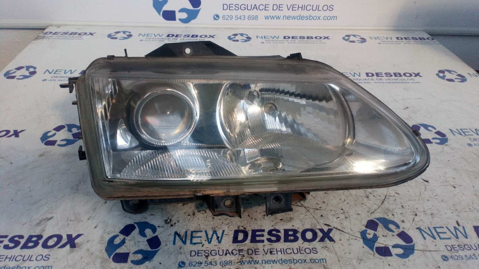 Recambio de FARO DERECHO para RENAULT ESPACE /GRAND ESPACE (JE0) 2.2 dCi Turbodiesel CAT G9T710 referencia OEM IAM    - VERDE