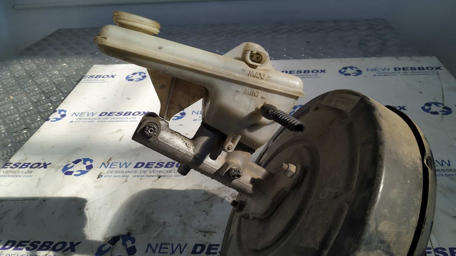 Recambio de BOMBA FRENO para RENAULT TRAFIC COMBI (AB 4.01) 1.9 Diesel F9QU7 referencia OEM IAM 32067008C   - BLANCO 4