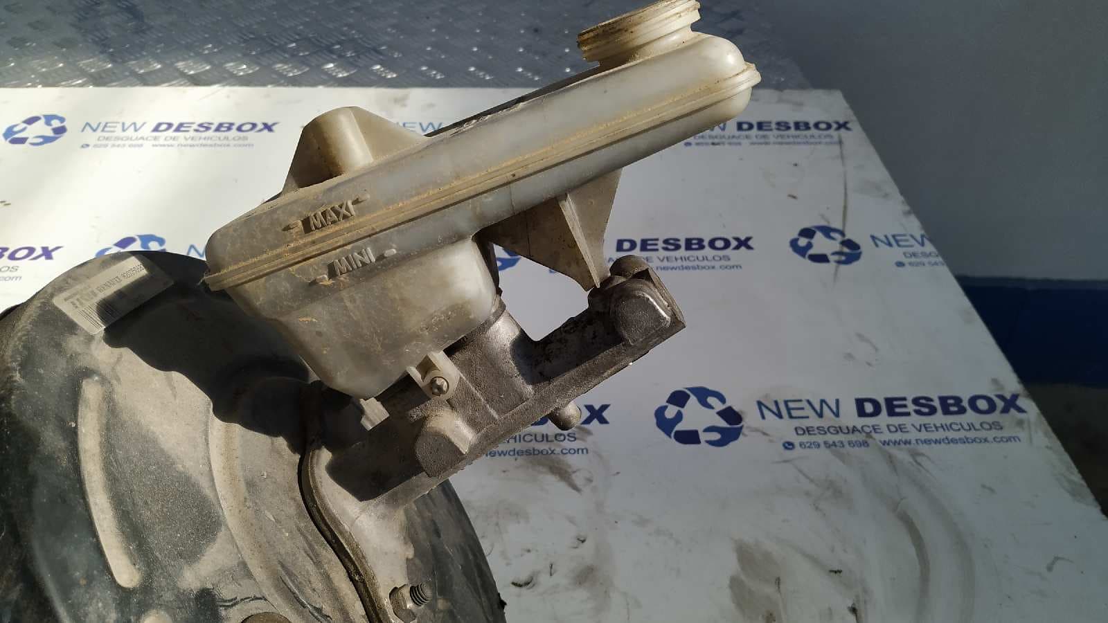 Recambio de BOMBA FRENO para RENAULT TRAFIC COMBI (AB 4.01) 1.9 Diesel F9QU7 referencia OEM IAM 32067008C   - BLANCO 2