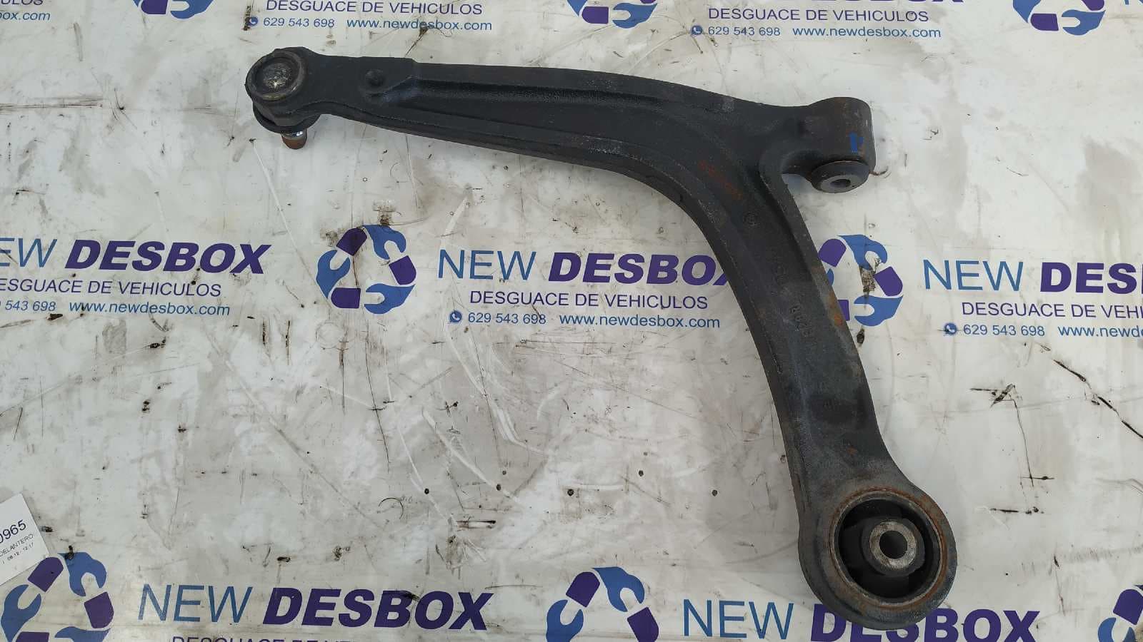 Recambio de BRAZO DERECHO INFERIOR DELANTERO para FIAT 500 CABRIO (150) Color Therapy 169A4000 referencia OEM IAM 50710290   - BLANCO 2
